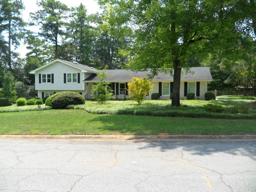 4920 Springfield Dr., Dunwoody, GA 30338