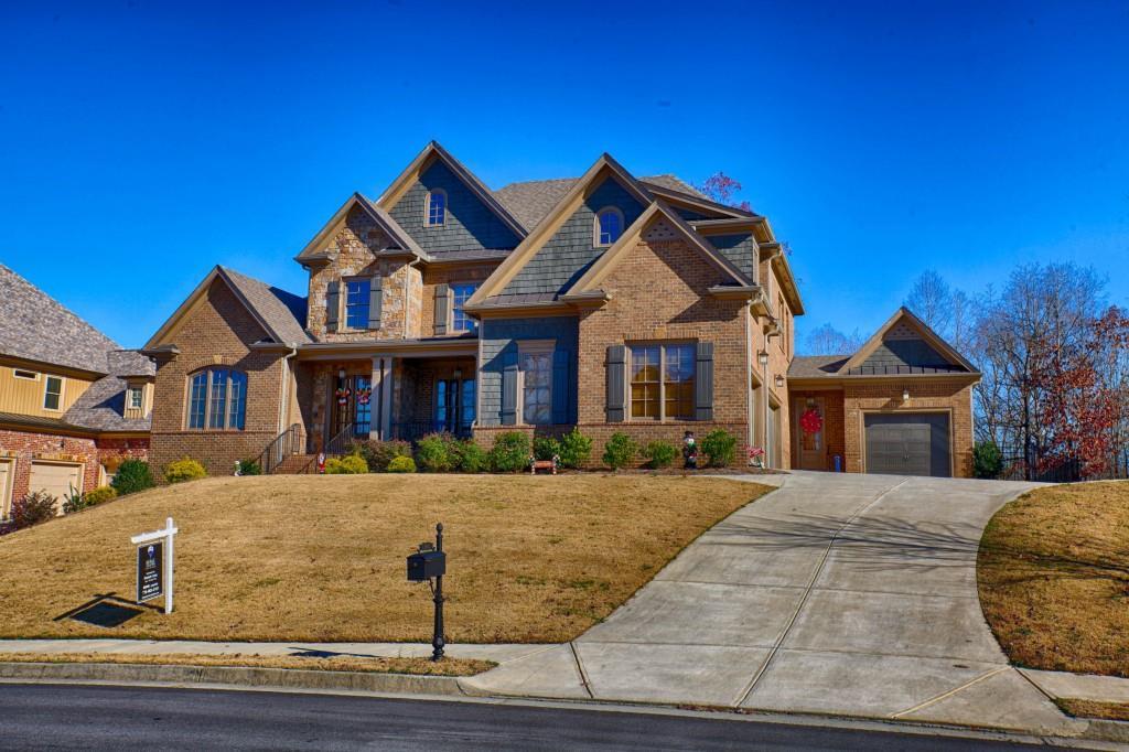 1963 Skybrooke Ln., Hoschton, GA 30548