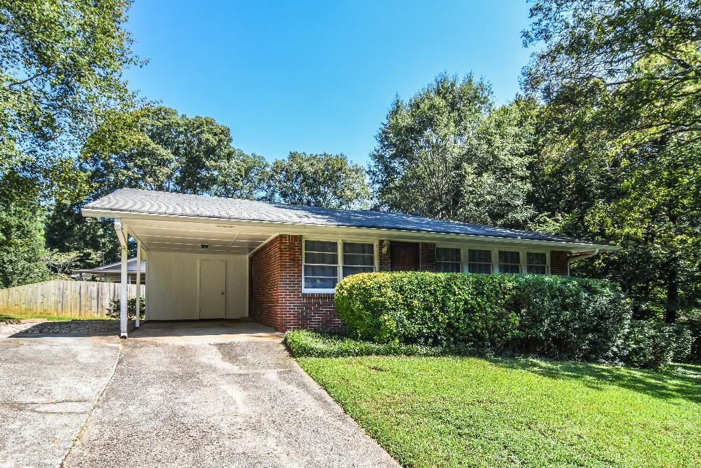 3086 Hollywood Dr., Decatur, GA 30033