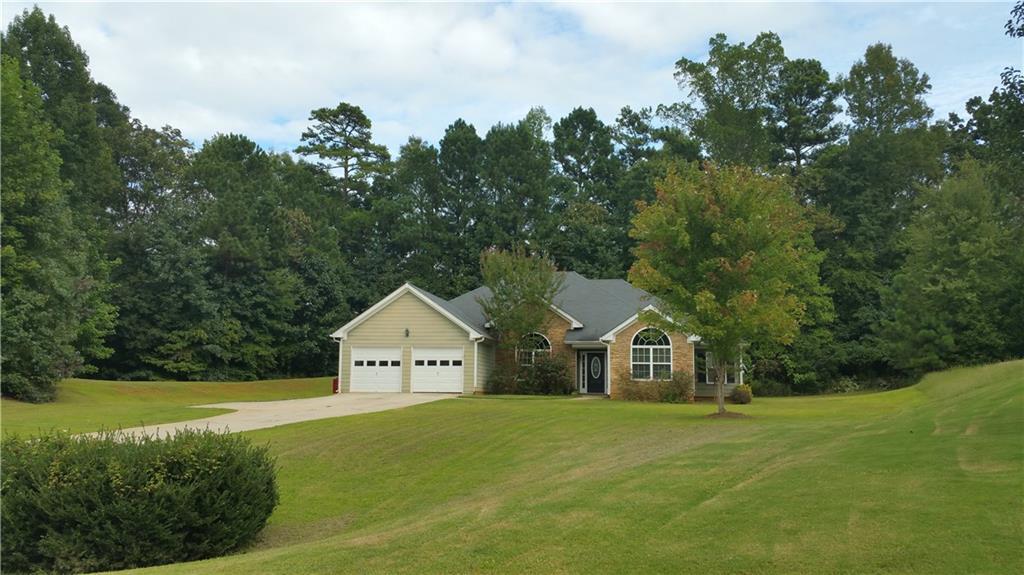 414 Charles Towne Ave., Dallas, GA 30157