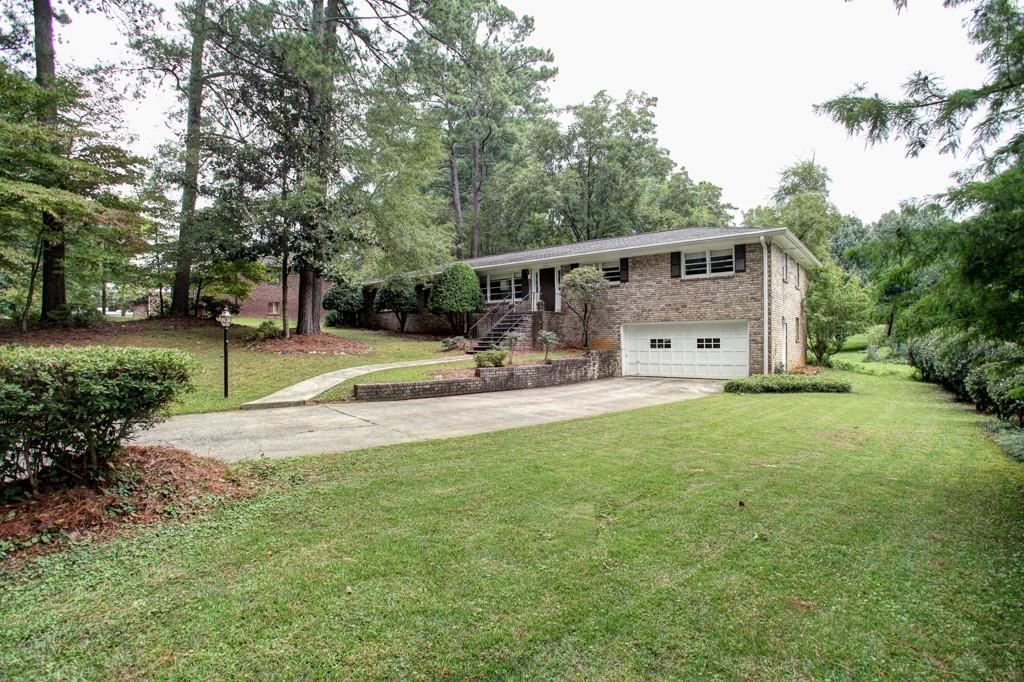 135 Lloyd Dr., Marietta, GA 30066