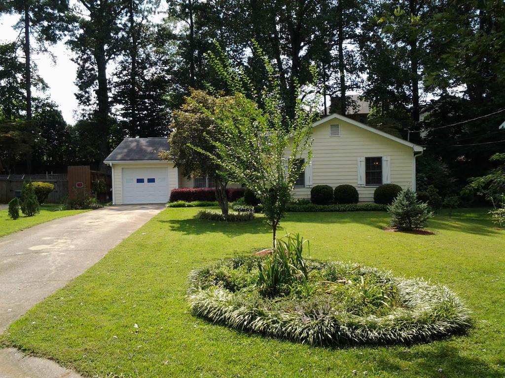 1372 Daniel Ln., Lawrenceville, GA 30046