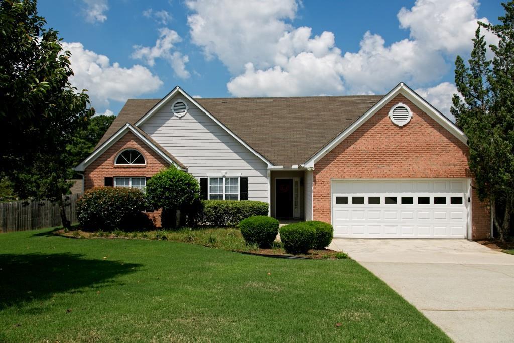 2642 Kingsbrooke Ct., Kennesaw, GA 30144