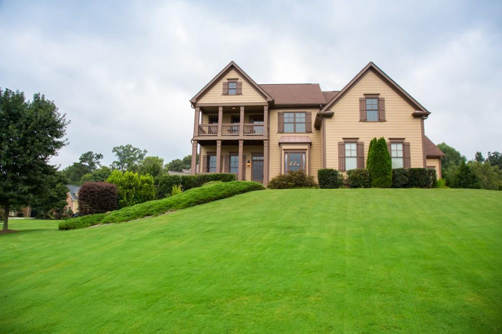 6310 Lakeaires Dr., Cumming, GA 30040