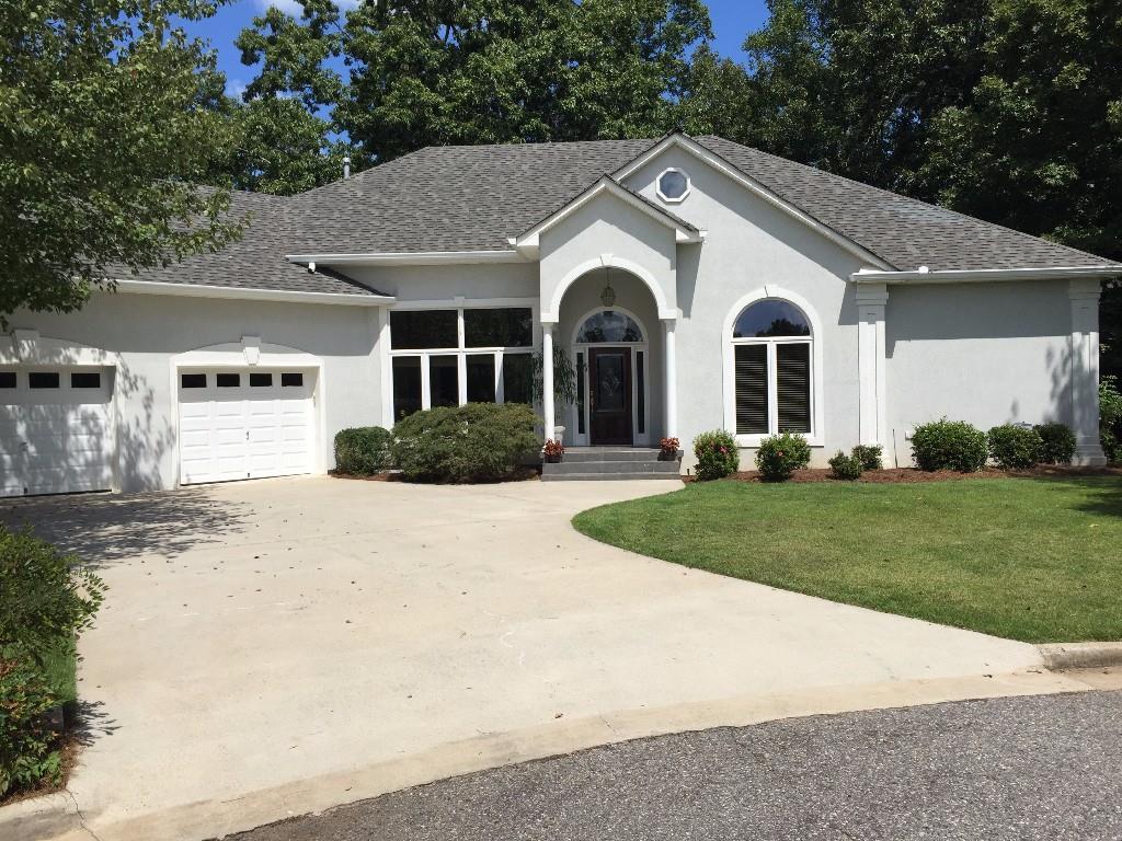 207 Old Course Ln., Roswell, GA 30075