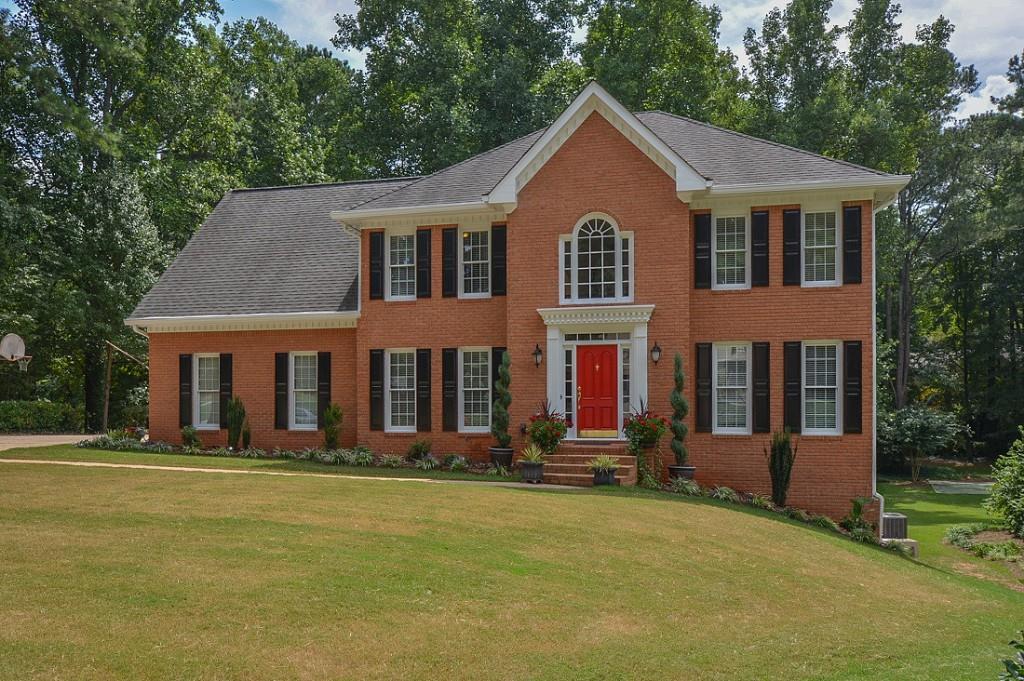 11099 Linbrook Ln., Johns Creek, GA 30097