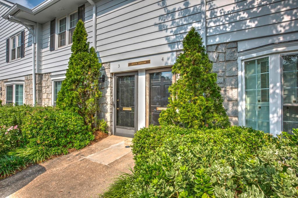 136 Peachtree Memorial Dr. #NC3, Atlanta, GA 30309