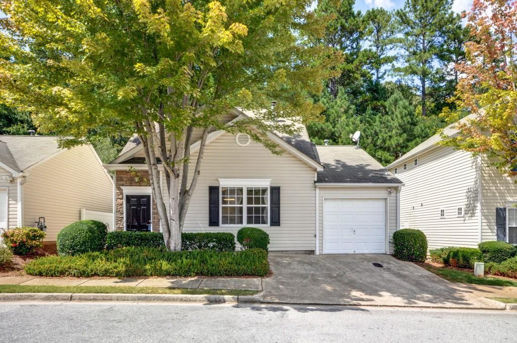227 Oak Grove Way, Acworth, GA 30102