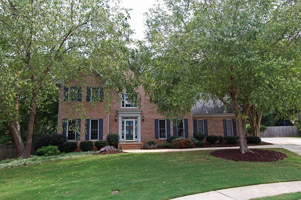 1484 Bellflower Ct., Lilburn, GA 30047