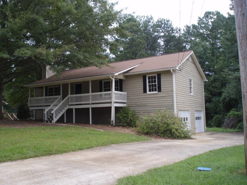 331 Russell Dr., Hiram, GA 30141