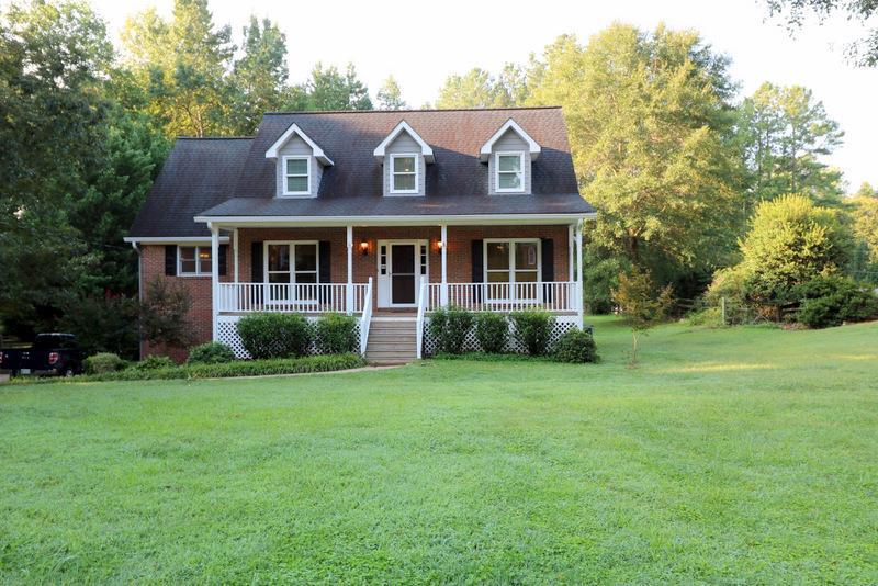 114 Saddlehorn Ct., Woodstock, GA 30188