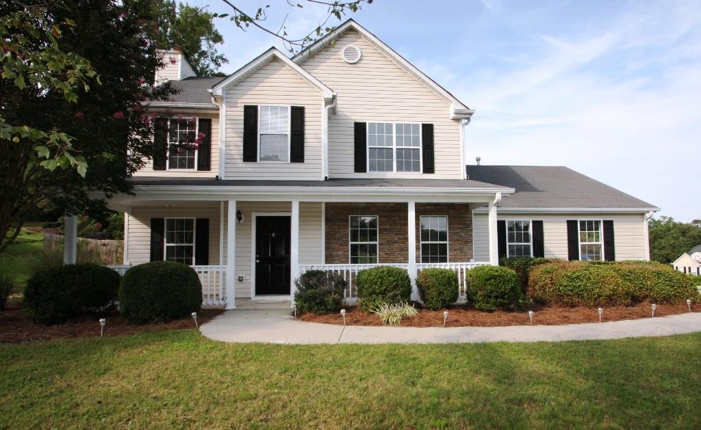 3190 Victoria Ridge Ct., Loganville, GA 30052