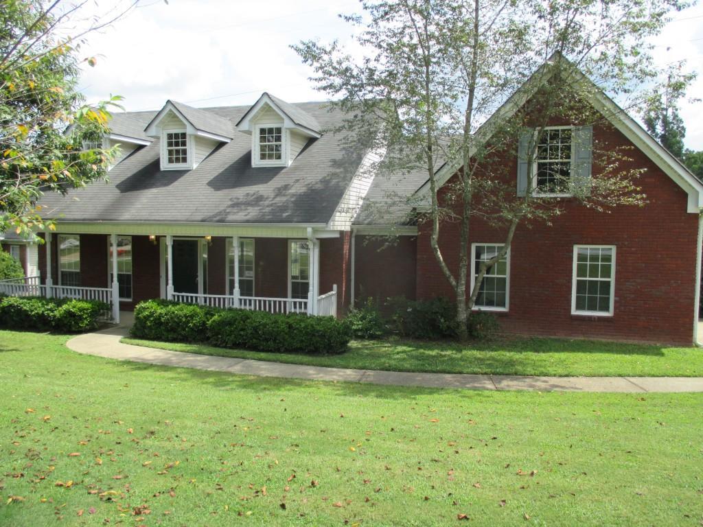 4296 Foxberry Run, Loganville, GA 30052