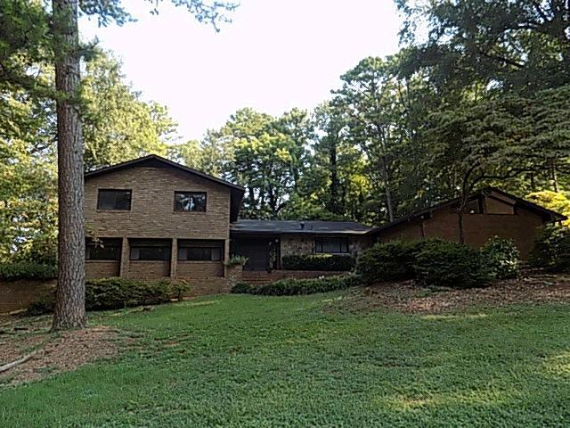 5200 Hidden Hills Ct., Stone Mountain, GA 30088