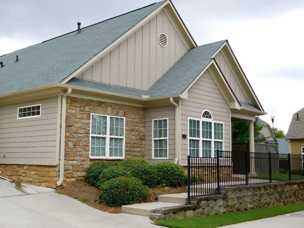 272 Glens Loop, Woodstock, GA 30189