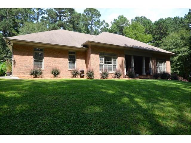 240 Dixon Cir., Fayetteville, GA 30215