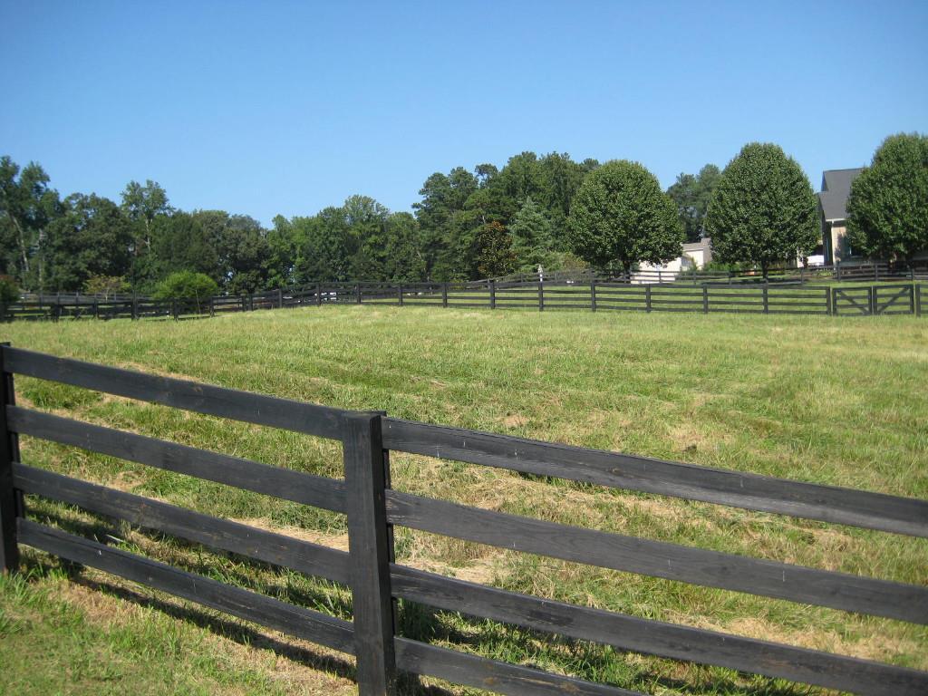 105 Hunting Valley Tr., Cumming, GA 30040