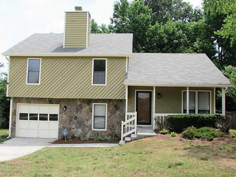 882 Chapman Cir., Stone Mountain, GA 30088