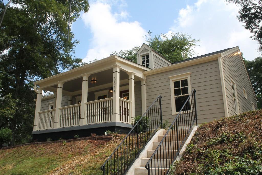 3544 College St., College Park, GA 30337