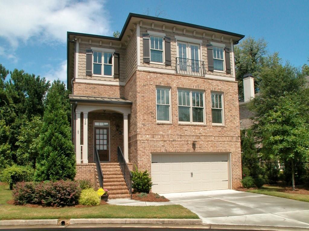 938 Canterbury Ln., Atlanta, GA 30324