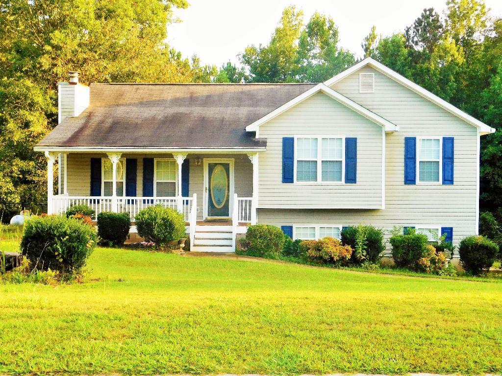 548 Bethany Woods Dr., Temple, GA 30179