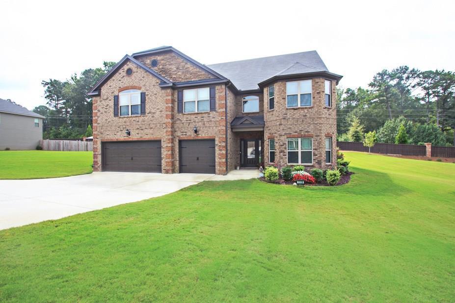 5908 Cliftondale Dr., Atlanta, GA 30349