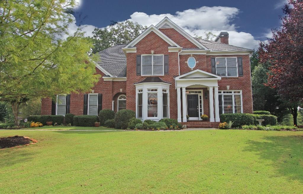 628 Devon Brooke Dr., Woodstock, GA 30188