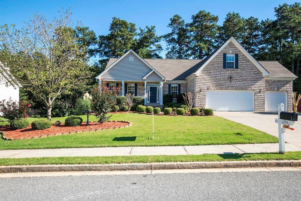 1251 Fountain Lakes Dr., Lawrenceville, GA 30043