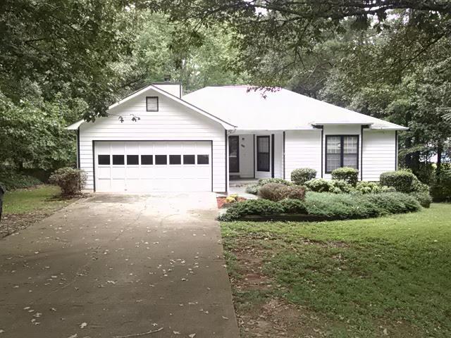 190 Helen Ln., Stockbridge, GA 30281