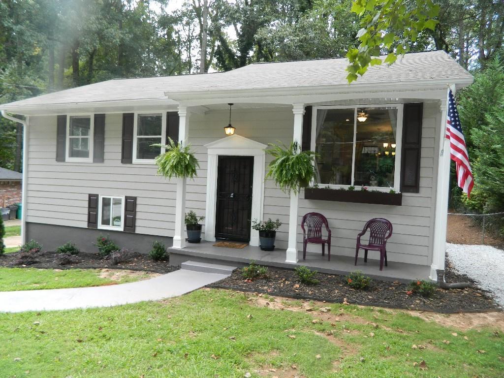 2923 Battle Forrest Dr., Decatur, GA 30034