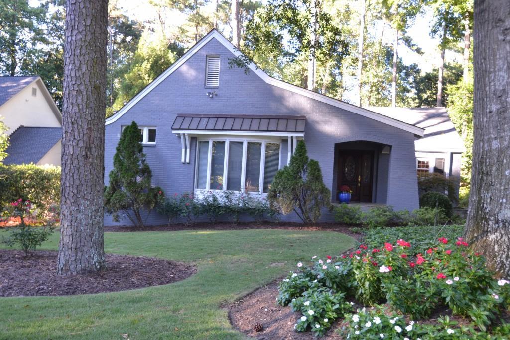 684 Timm Valley Rd., Atlanta, GA 30305