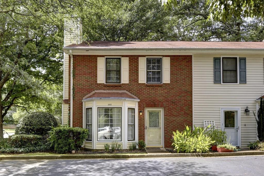 292 Shaded Oaks Ln., Marietta, GA 30067