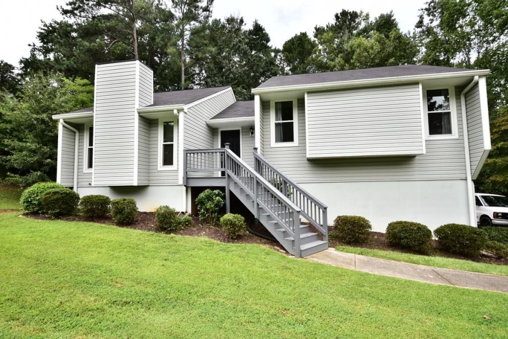 3511 Birchwood Tr., Snellville, GA 30078