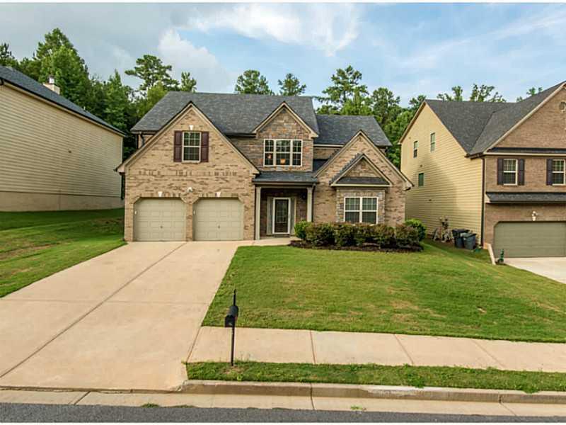 785 Old Dove Ln., Fairburn, GA 30213