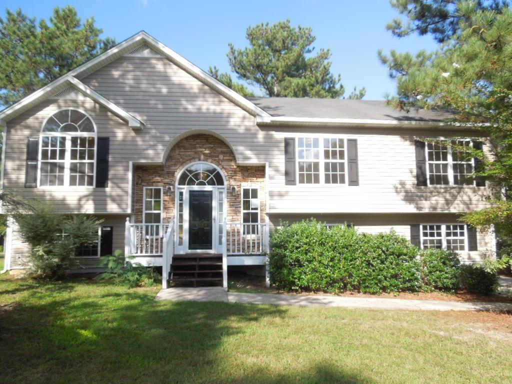 61 Roman Dr., Dallas, GA 30157