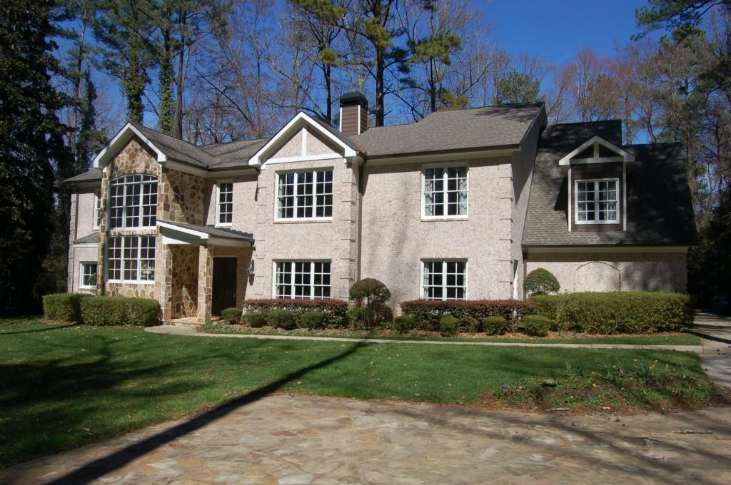 1023 Somerset Dr., Atlanta, GA 30327