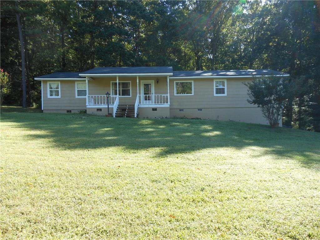 5531 Hawkins Rd., Gillsville, GA 30543