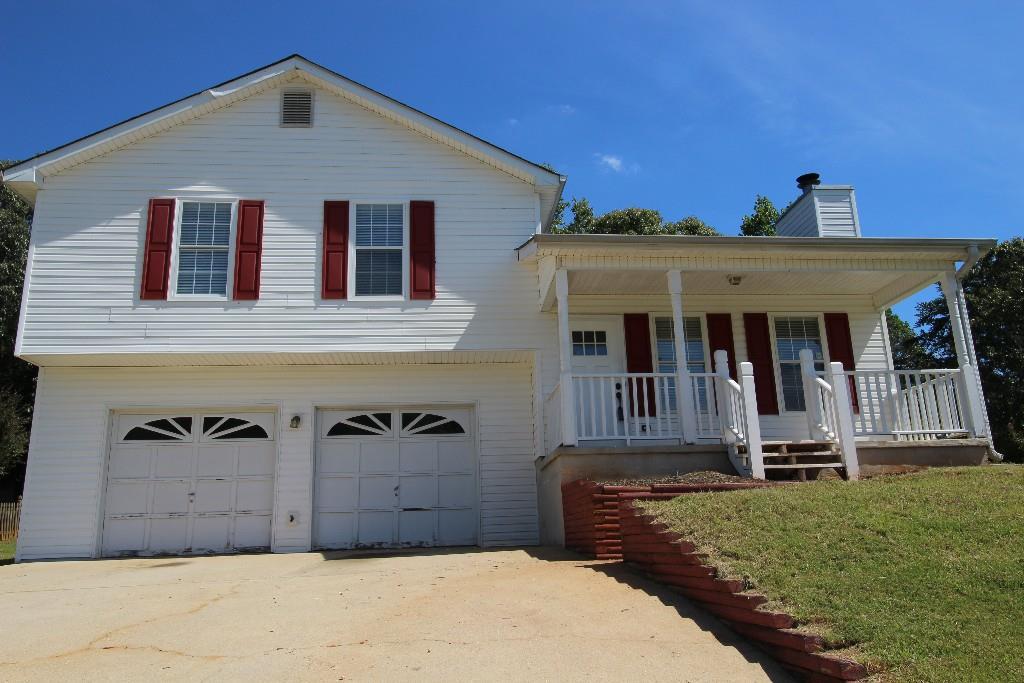 5306 Highpoint Rd., Flowery Branch, GA 30542