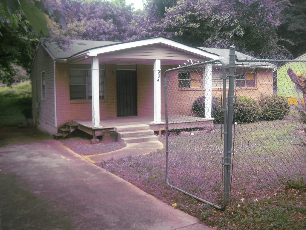 904 Stonewall Dr., Atlanta, GA 30315