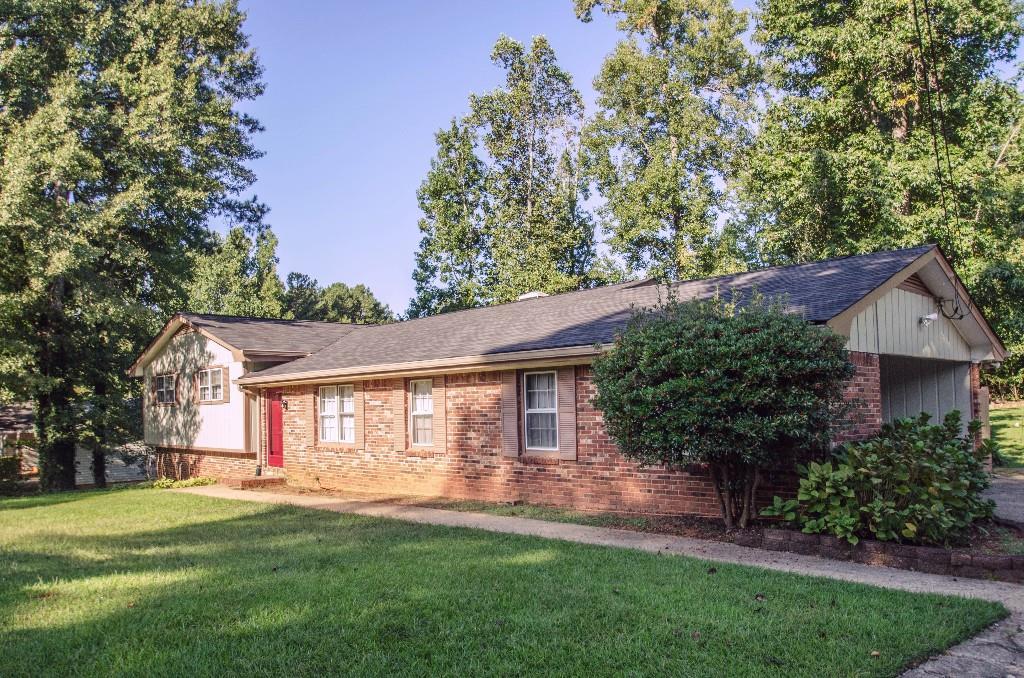 560 Koweeta Tr., College Park, GA 30349