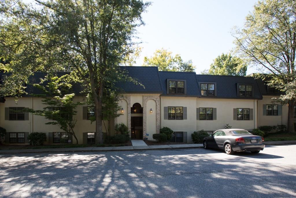59 Chaumont Sq., Atlanta, GA 30327