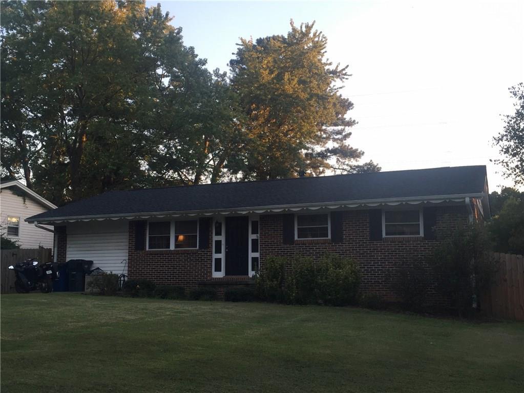 1927 Twelve Oaks Cir., Kennesaw, GA 30144