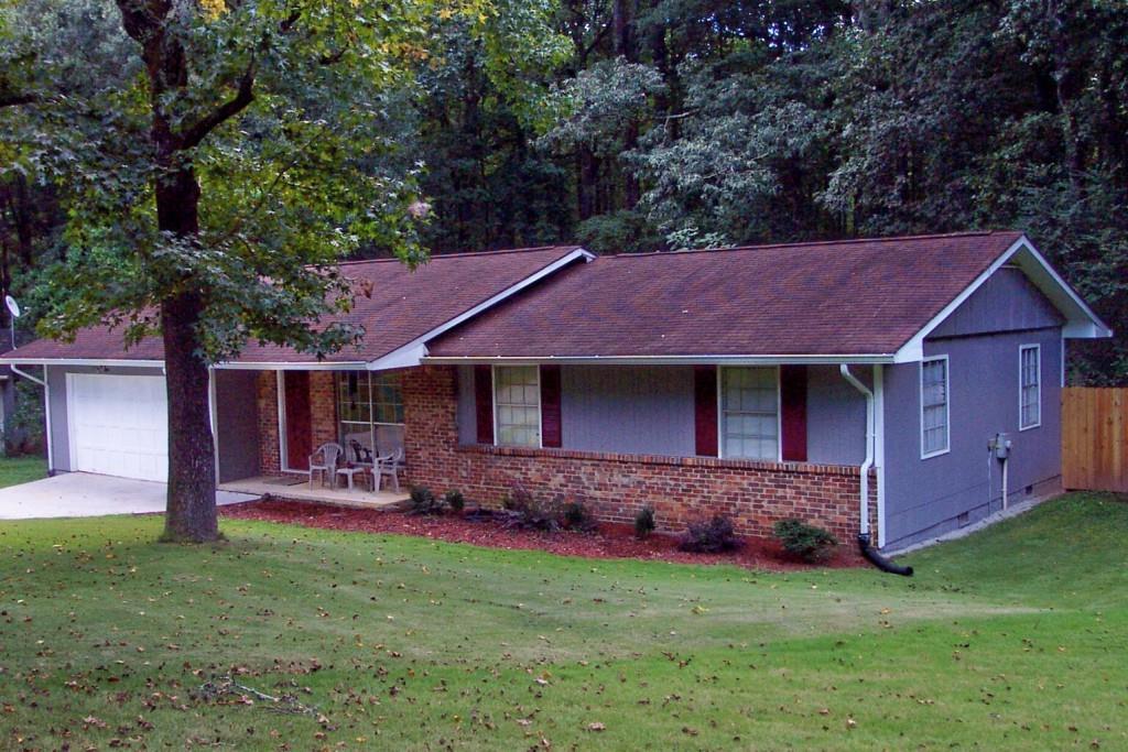 1092 Rabun Dr., Lilburn, GA 30047