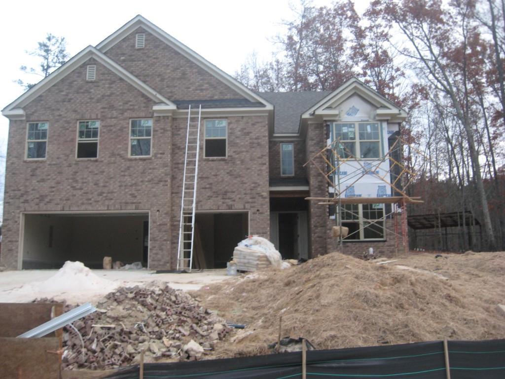 2015 Chapel Estates Ln., Dacula, GA 30019