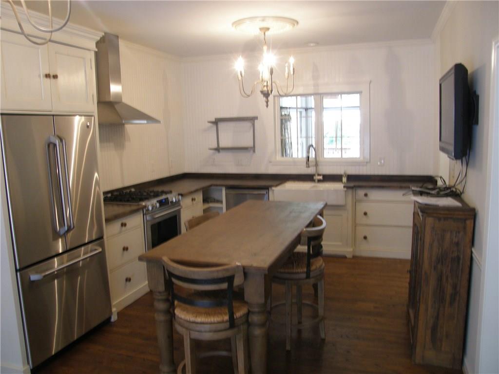 307 River Glen Dr., Roswell, GA 30075