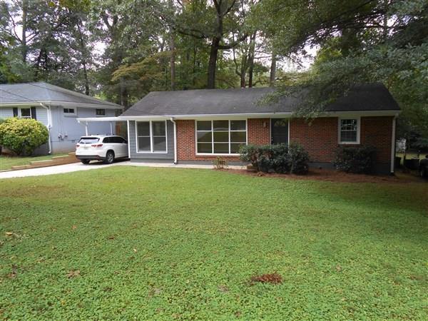 2949 Westbury Dr., Decatur, GA 30033