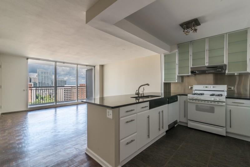 620 Peachtree St. #1802, Atlanta, GA 30308