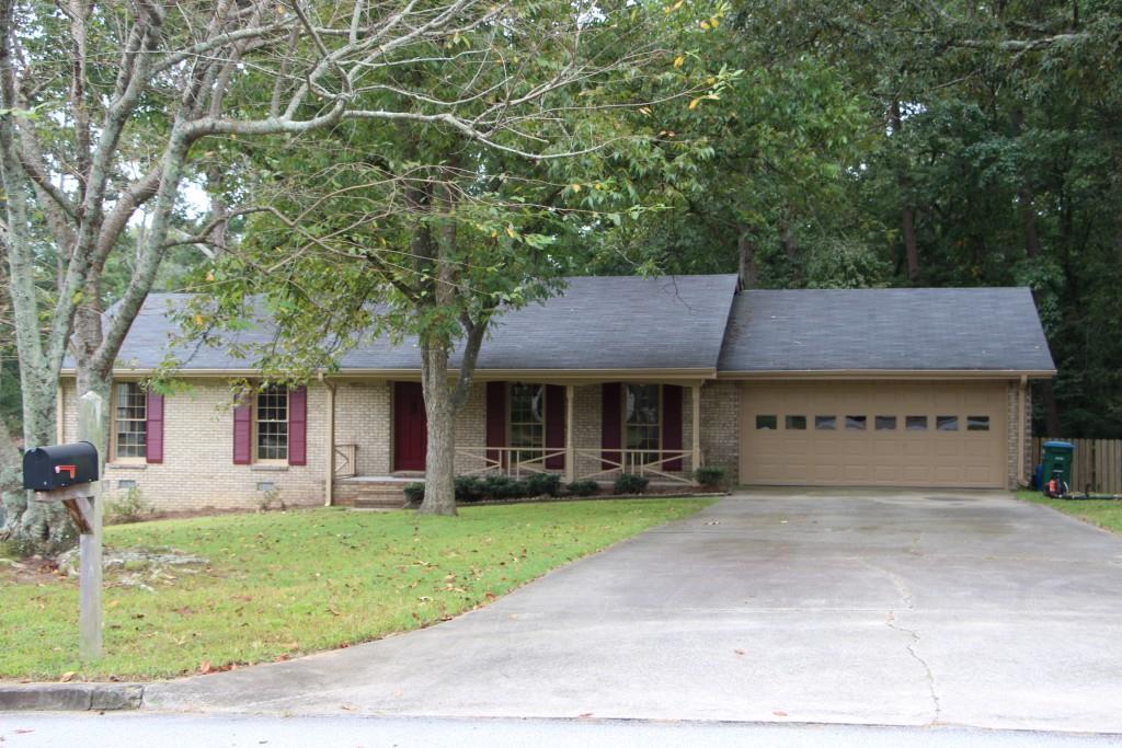 3237 Hidden Forest Dr., Snellville, GA 30078