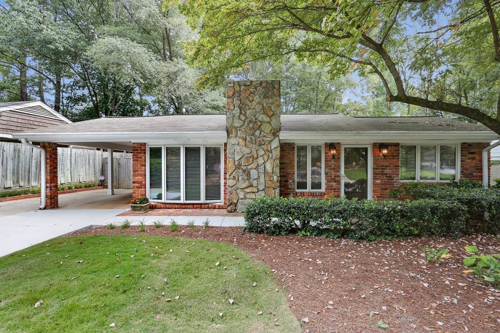 2447 Fernleaf Ct., Atlanta, GA 30318