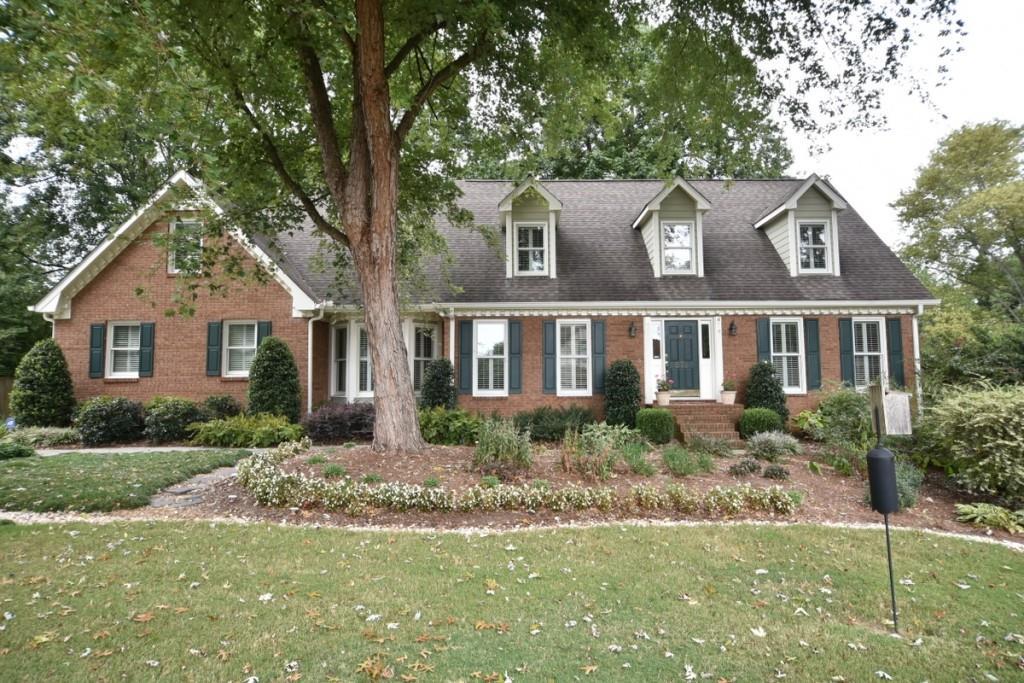 572 Haralson Dr., Lilburn, GA 30047